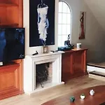 Feriehus Spacious House In With Shared Pool