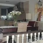 Spacious House In With Shared Pool